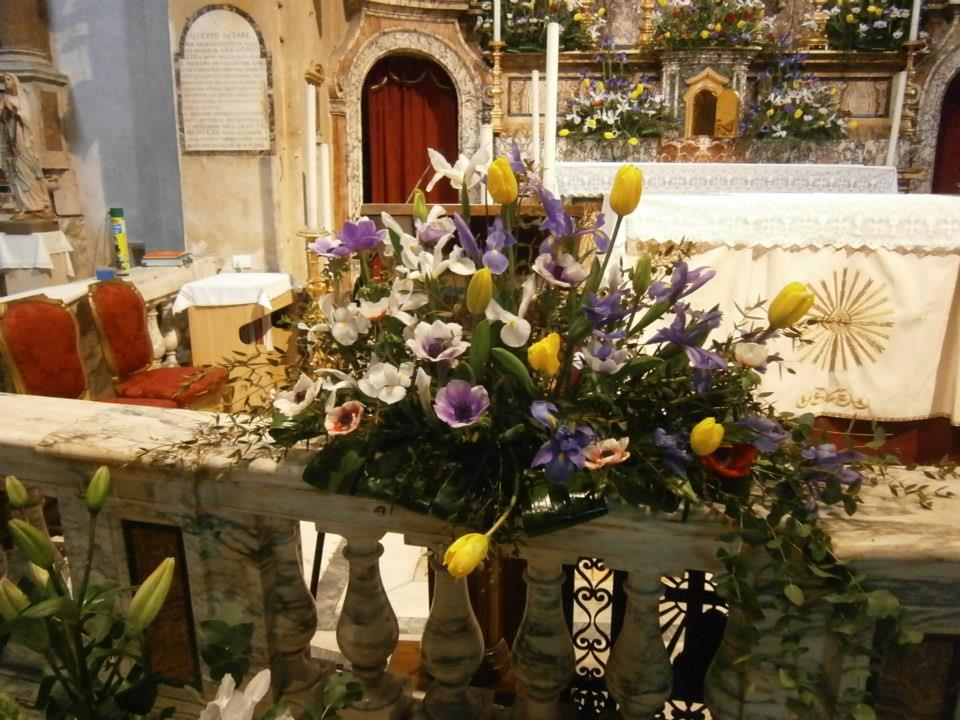 Addobbo Floreale Chiesa Pasqua Creazioni Floreali E Non Solo